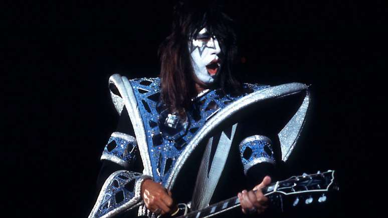Kiss legend Ace Frehley dies after family allows device to be disconnected
