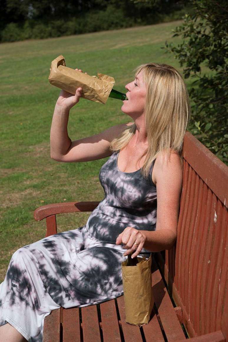 O historiador avalia que proibição de consumo em locais públicos, como a que vigora no Canadá, seria excessiva para o Brasil