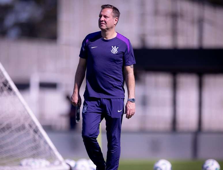 André Jorge pediu demissão do Corinthians