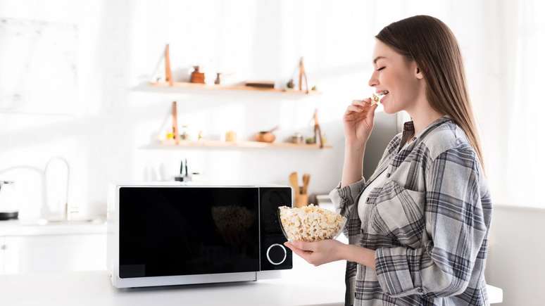 Prefira maneiras mais saud&aacute;veis de fazer uma pipoca &ndash; depositphotos.com / HayDmitriy