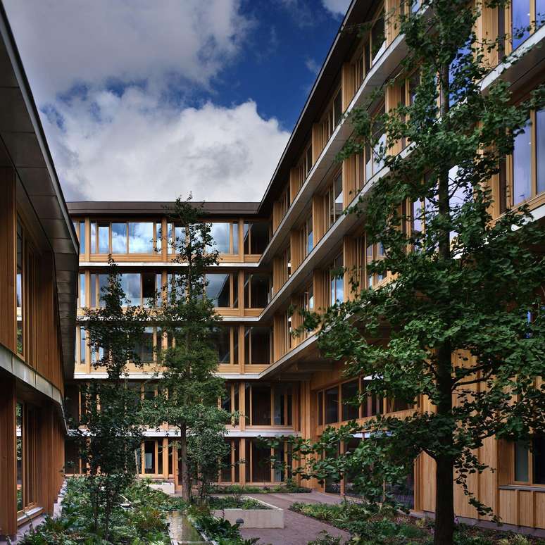 The project has been praised for its spaces that evoke an ambience of The project has been praised for its spaces that evoke an ambiance of