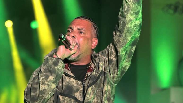 Dexter retorna ap&oacute;s dez anos com single in&eacute;dito que antecipa novo &aacute;lbum e marca nova fase do rapper brasileiro