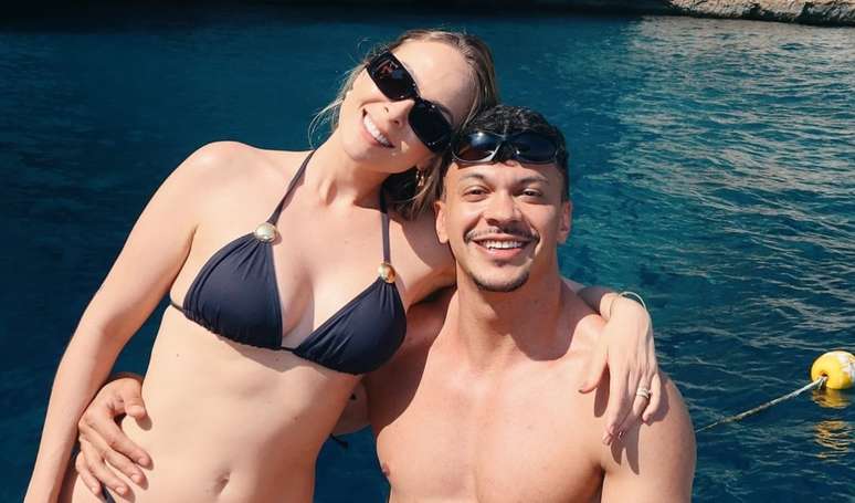 Definitive end! Cocielo misses crucial evidence of the end of his marriage to Tata Estaniecki when he is caught at a party. To the details! Definitive end! Cocielo misses crucial evidence of the end of his marriage to Tata Estaniecki when he is caught at a party. To the details!