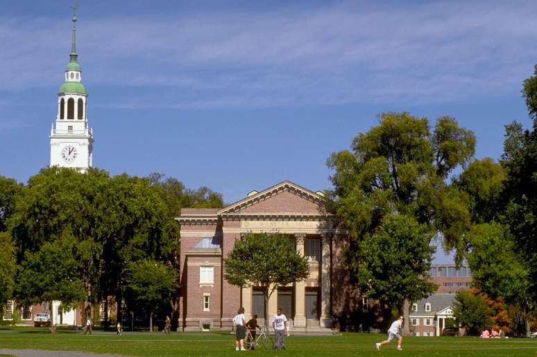A Faculdade de Dartmouth, nos EUA. O termo inteligência artificial foi cunhado durante evento na instituição, na década de 50.
