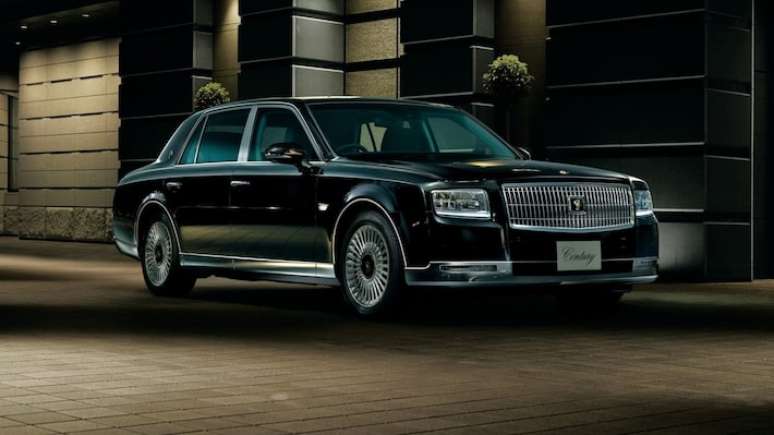 Century &eacute; utilizado por executivos de alto escal&atilde;o e membros da fam&iacute;lia imperial japonesa