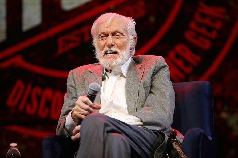 O ator tem 99 anos esbanjando sa&uacute;de &ndash; Wikimedia Commons/ Gage Skidmore