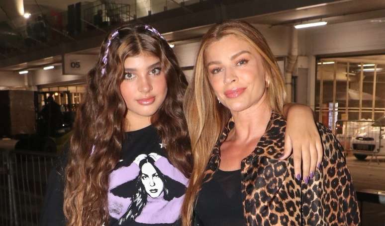 Villain of the ‘Three Graces’, Grazi Massafera has an unexpected reaction when she is photographed together with her daughter Sofia; the teen size steals the show in the photos Villain of the ‘Three Graces’, Grazi Massafera has an unexpected reaction when she is photographed together with her daughter Sofia; the teen size steals the show in the photos