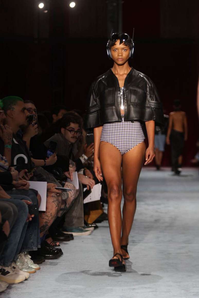 Alexandre Hechcovitch fashion show Alexandre Hechcovitch fashion show