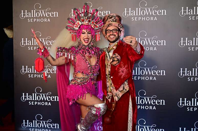 Diego Cruz and Bianca Andrade celebrate ‘tacky’ love with Chacrinha and Elke Maravilha costumes at the Sephora Ball
