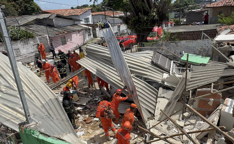 Desabamento de imóvel em Olinda provocou mortes 