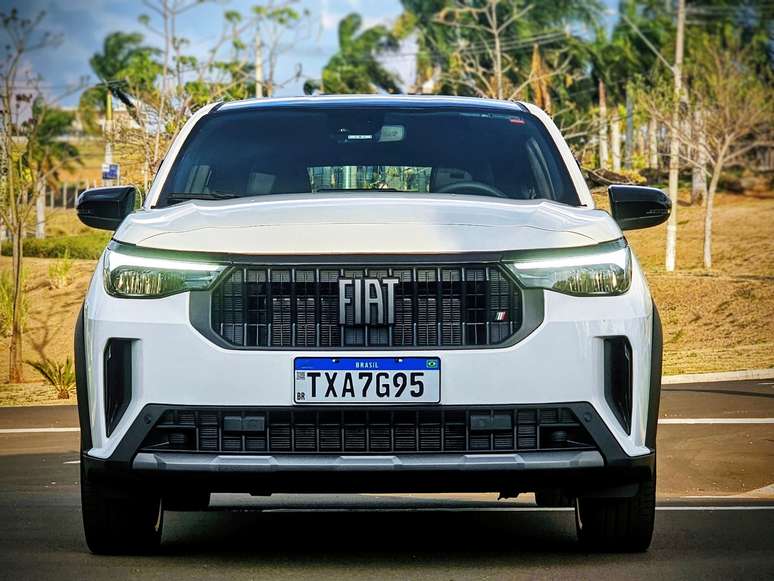 Fiat Fastback Impetus T200 Hybrid 2026