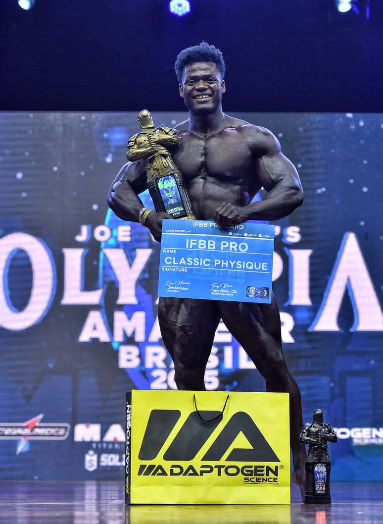The Internet celebrity shines at Mr. Olympia Brasil Expo 2025
