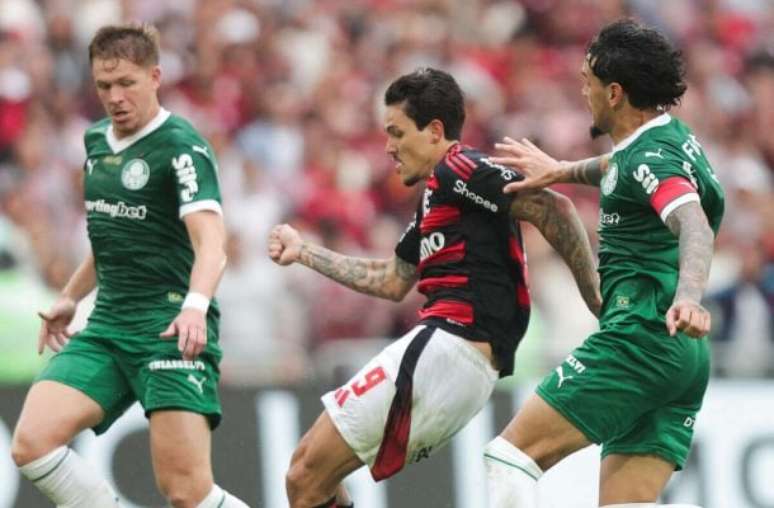 Roberto Assaf: Flamengo de Pedro overcomes Palmeiras in a giant fight Roberto Assaf: Flamengo de Pedro overcomes Palmeiras in a giant fight