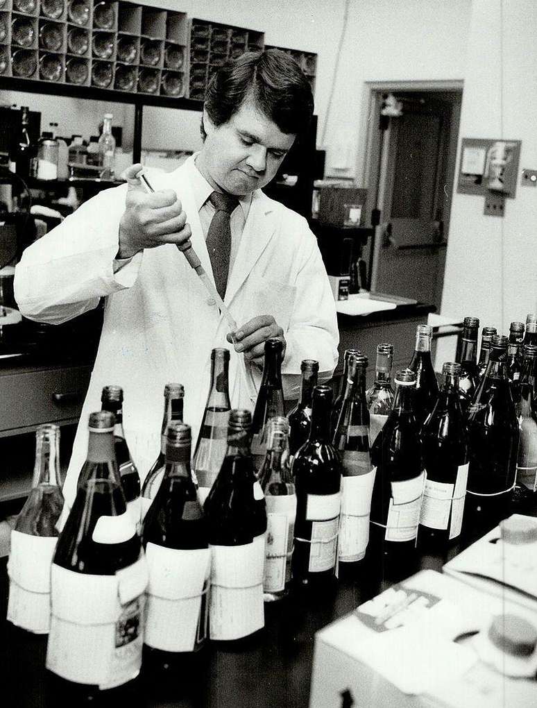 Scientist collects samples of Italian wines to check methanol content in 1986 Scientist collects samples of Italian wines to check methanol content in 1986