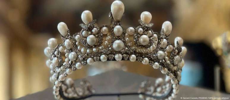 Diadema da Imperatriz Eugênia, esposa de Napoleão 3º, foi surrupiado pelos ladrões