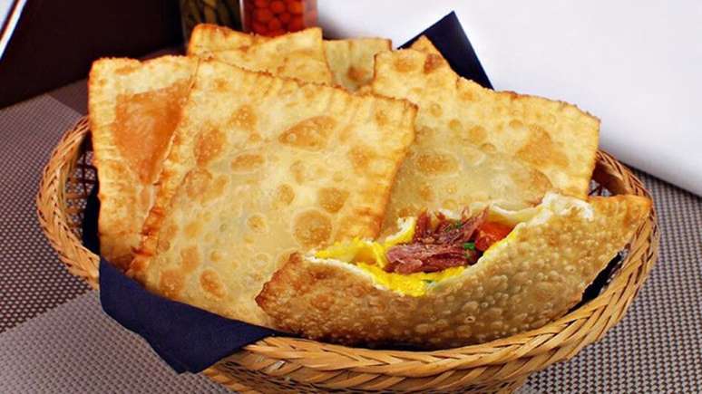 Pastel de carne de sol com ab&oacute;bora &ndash; Foto: Rodrigo Moreira &ndash; JOBZ Fotografia