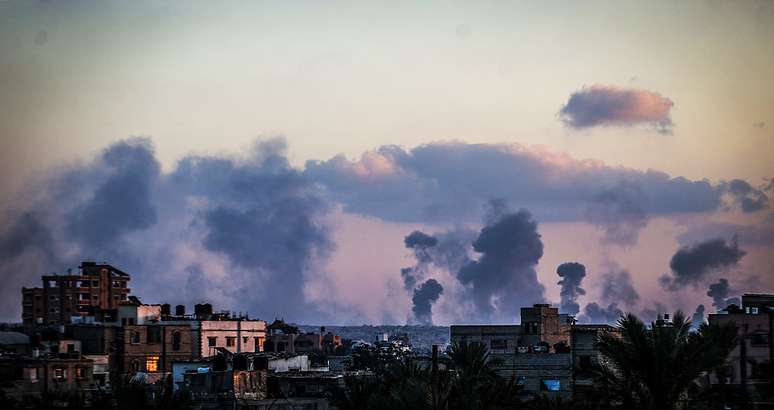 Israel atacou Gaza apesar do cessar-fogo neste domingo, 19