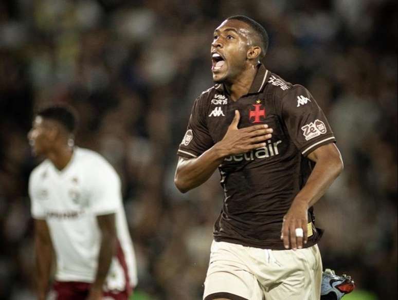 Vasco beats Fluminense. However, with the reaction of Cruz-Maltino, who feared relegation, he also began to dream of the Libertadores. Vasco beats Fluminense. However, with the reaction of Cruz-Maltino, who feared relegation, he also began to dream of the Libertadores.