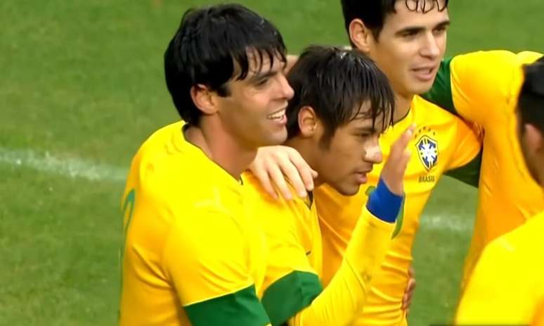 Kaká e Neymar fizeram poucos jogos juntos durante preparação para a Copa 2014 –