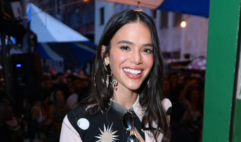 This school green Adidas Samba by Bruna Marquezine is so chic and comfortable that it will be the salvation for your summer 2026 looks
