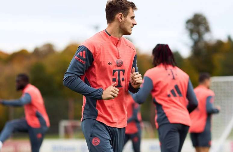 Jogadores do Bayern durante treinamento da equipe &ndash;