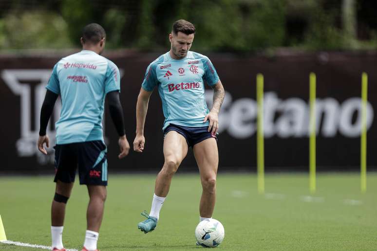 Com manuten&ccedil;&atilde;o de Pulgar, Sa&uacute;l deve seguir como op&ccedil;&atilde;o no banco de reservas &ndash;