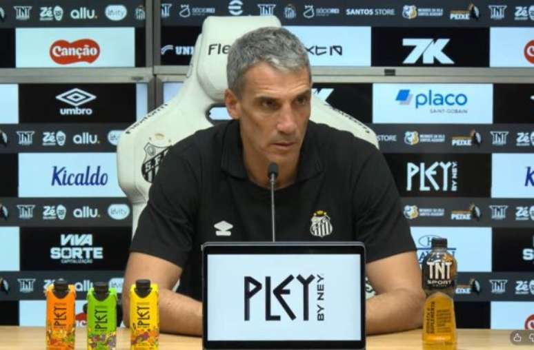 Vojvoda highlights the disappointment after Santos’ home defeat
