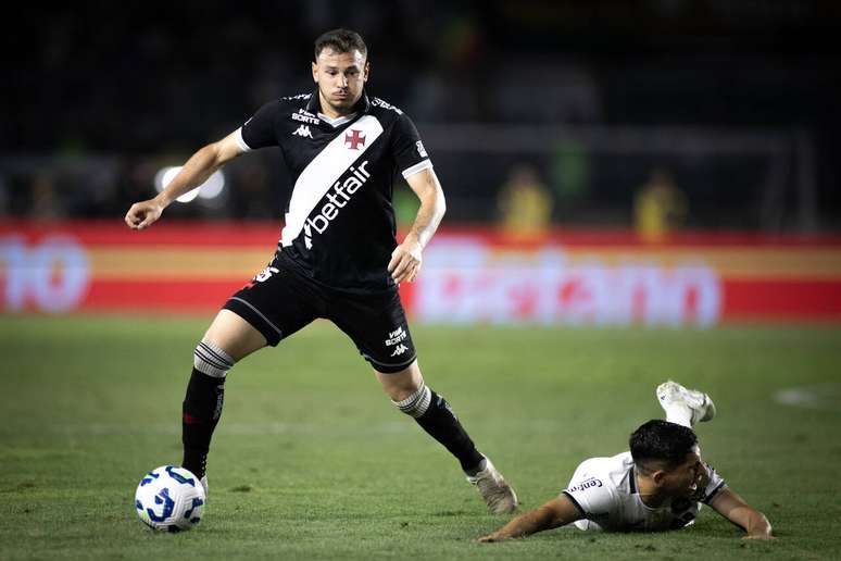 Hugo Moura disputou 26 jogos sob o comando de Fernando Diniz, todos como titular. Matheus Lima/Vasco