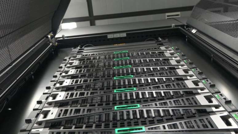 O novo supercomputador j&aacute; est&aacute; em opera&ccedil;&atilde;o, enquanto os modelos num&eacute;ricos passam por testes e ajustes finais