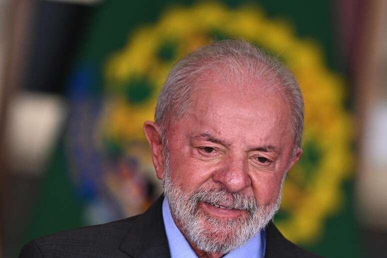 Lula pode se reunir com Donald Trump no próximo domingo (26)