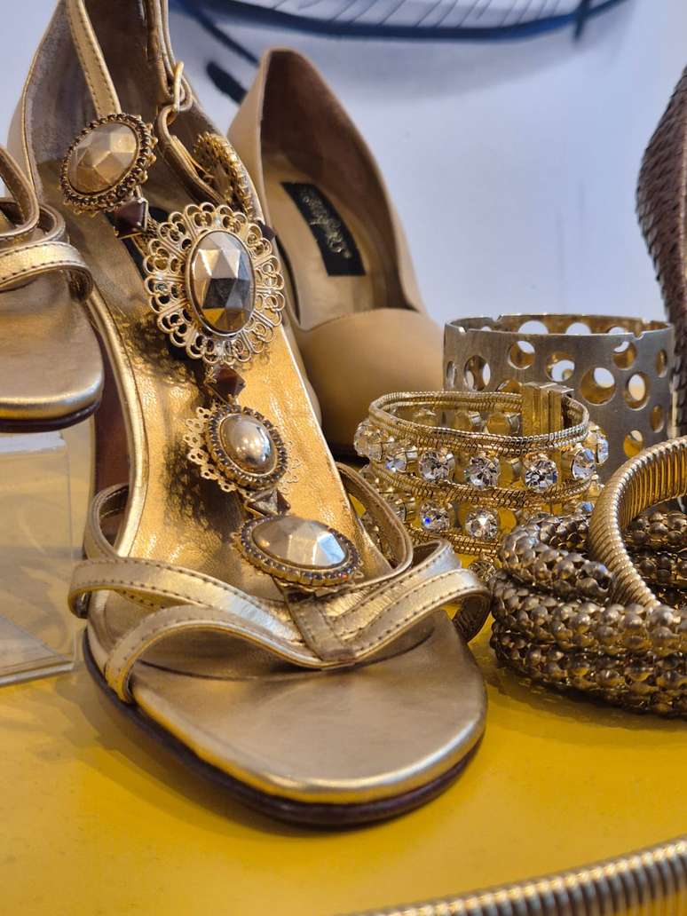 Sand&aacute;lia de Hebe Camargo 