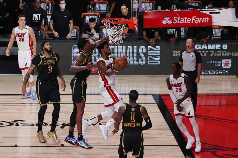 Jimmy Butler em Los Angeles Lakers x Miami Heat (Photo by Sam Greenwood/Getty Images)