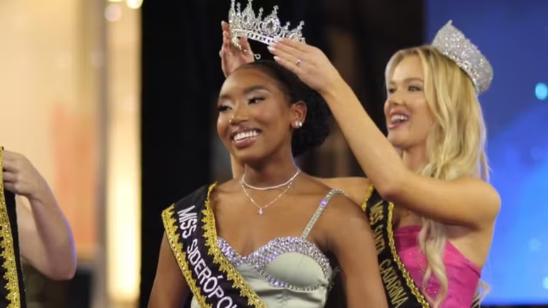 The model suffers racist attacks after being elected Miss Santa Catarina 2026