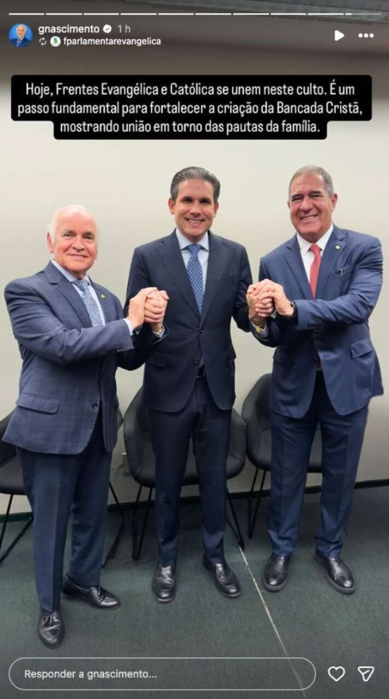 Hugo Motta, Gilberto Nascimento e Luiz Gast&atilde;o em registro do culto ecum&ecirc;nico no Instagram