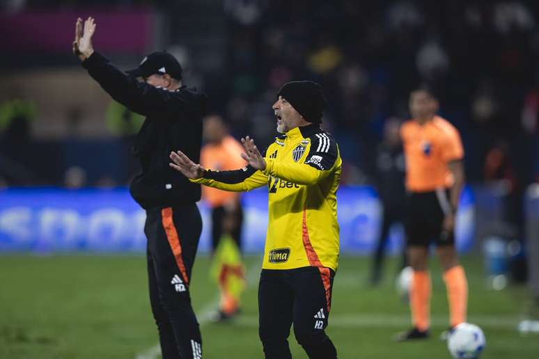 Sampaoli refor&ccedil;ou que o confronto ainda est&aacute; em aberto &ndash;