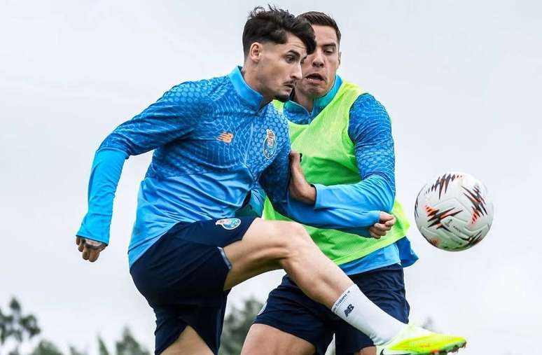 Jogadores do Porto durante treinamento da equipe &ndash;