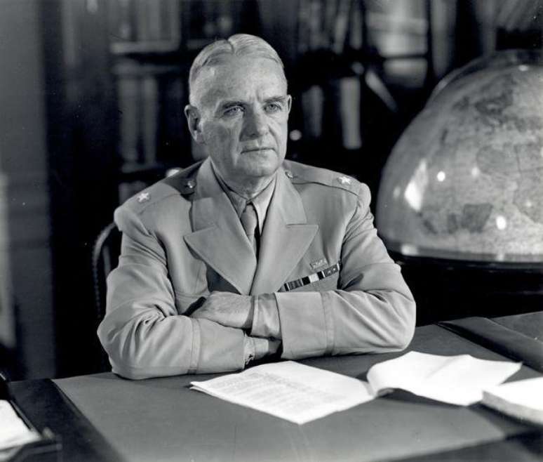 William Donovan liderava departamento de intelig&ecirc;ncia dos Estados Unidos.