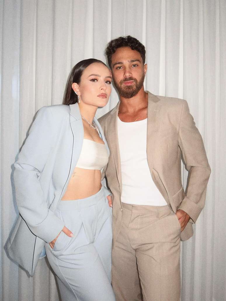 Larissa Manoela e André Luiz Frambach 