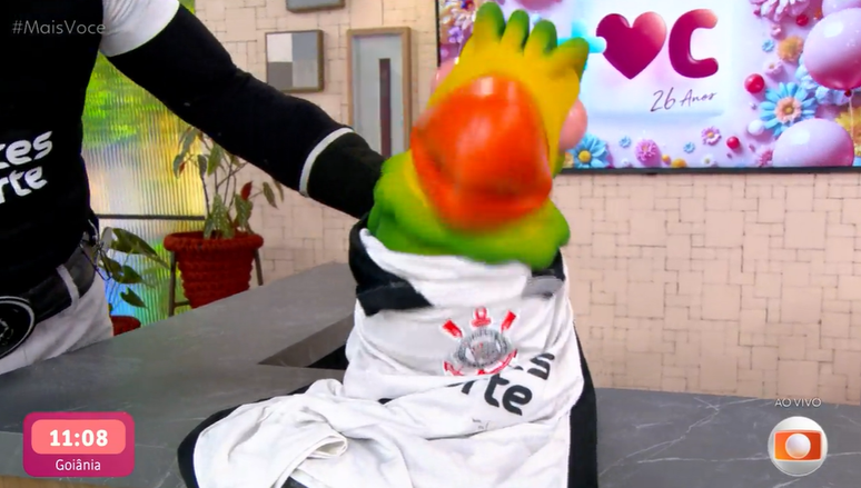 Mascotes 'invadem' o Mais Voc&ecirc;, da Globo