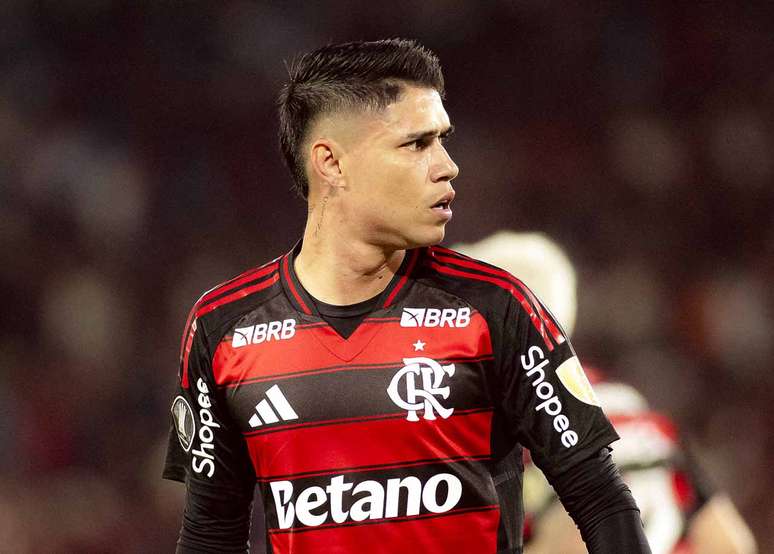 Luiz Ara&uacute;jo j&aacute; esperava um jogo complicado contra o Racing &ndash;