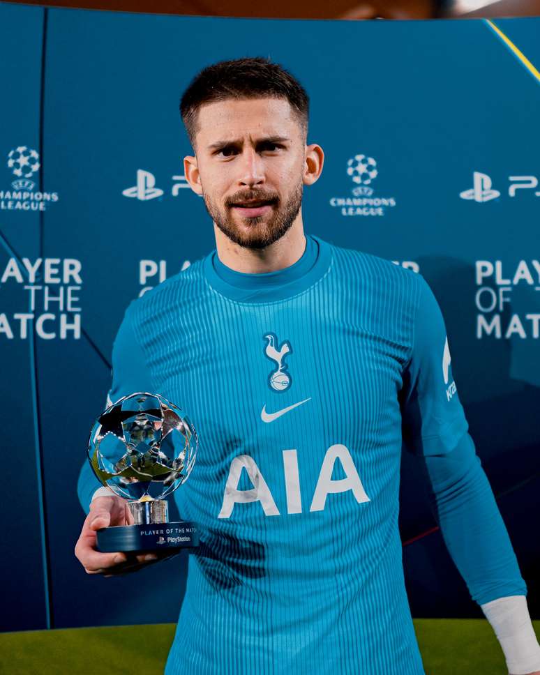 Vicario foi eleito o melhor em campo 