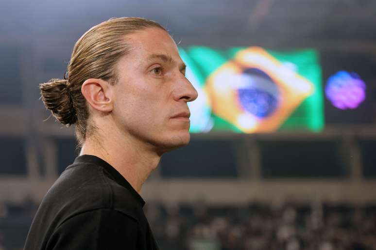 Filipe Luís was the main factor in Flamengo's victory over Racing, according to the Spanish newspaper Filipe Luís was the main factor in Flamengo's victory over Racing, according to the Spanish newspaper