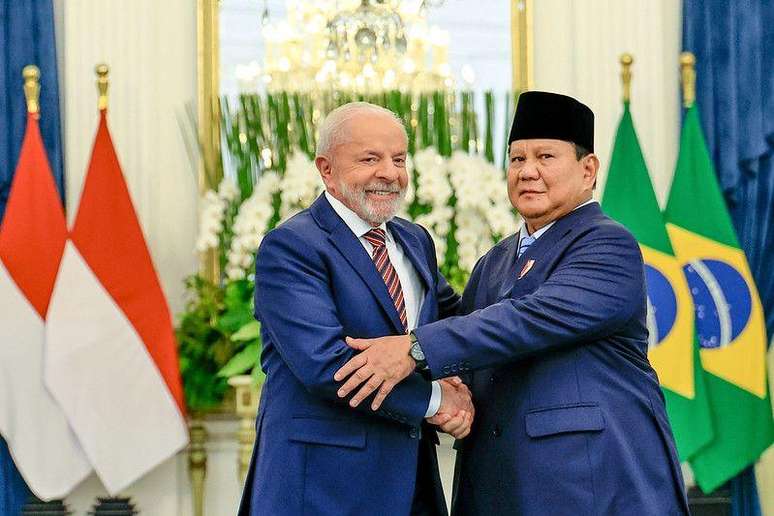 Lula e presidente Prabowo Subianto no Pal&aacute;cio Merdeka