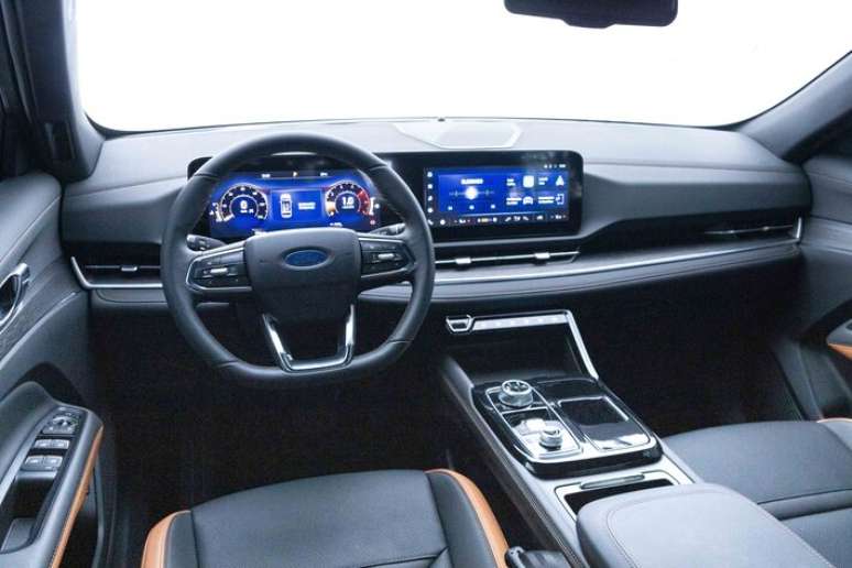 18-09-2025 - S&Atilde;O PAULO - SP / JORNAL DO CARRO OE SUV FORD TERRITORY TITANIUM -