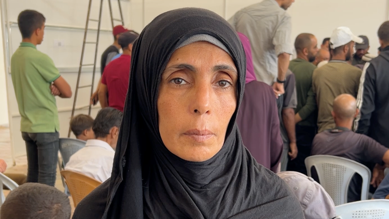 Somaya Abdullah estava no hospital em busca do filho