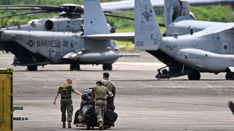 EUA intensificam exerc&iacute;cios militares no Caribe enquanto ampliam press&atilde;o sobre a Venezuela