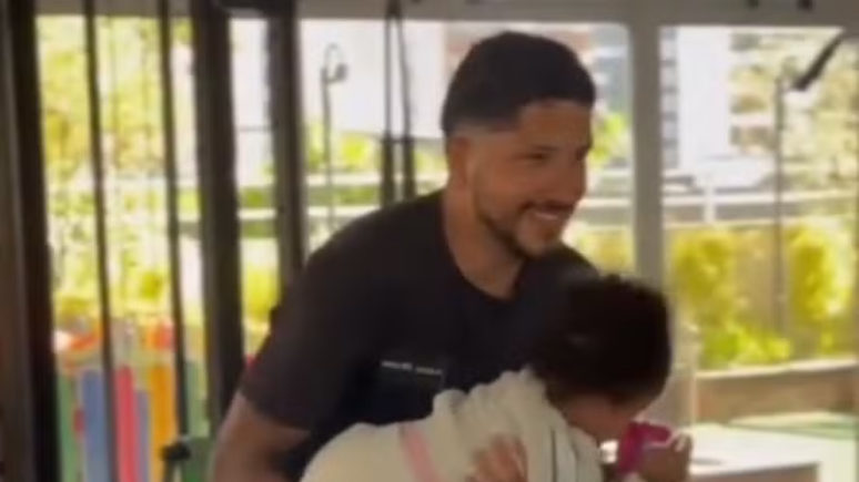 Ex de Iza se declara após passar a tarde com a filha: 'De onde venho tirando força' / Reprodução: Instagram