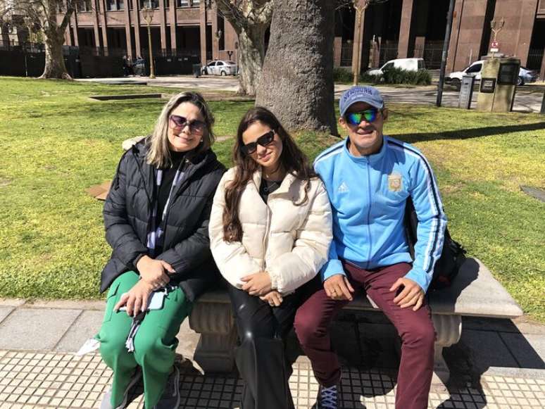 Suzana dos Santos, Laura Santos de Oliveira e M&aacute;rcio Batista de Oliveira, de Santos-SP, tinham o sonho de conhecer a Argentina