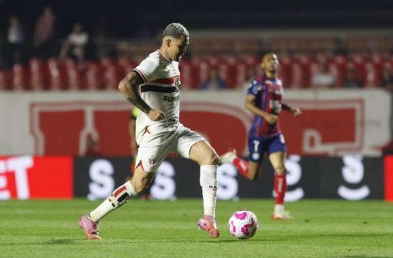 Luciano lets off steam after scoring his 100th goal with San Paolo: I’m criticized, but privileged” Luciano lets off steam after scoring his 100th goal with San Paolo: I’m criticized, but privileged”