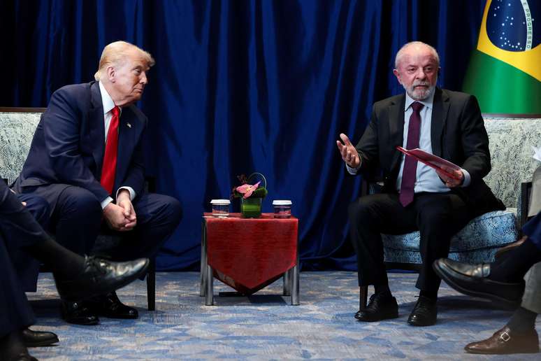 Trump e Lula em primeiro encontro formal, na Mal&aacute;sia